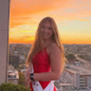 Meet your Posher, Abby